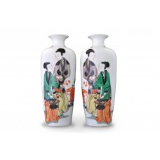 1387 A pair of Kang-Xi Wu-Cai mother& son vases